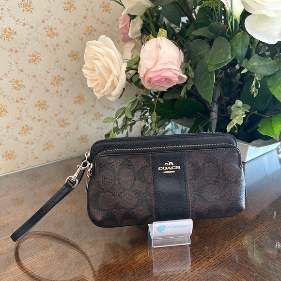 Coach Signature Brown Wristlet - Picture 1 of 12